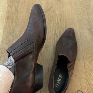 Women’s Brown Leather Shoes